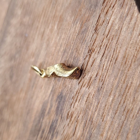 Clog Sweden charm ✨️ - Picture 2 of 2